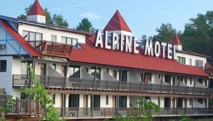 Alpine Lodge & Resort Burkesville