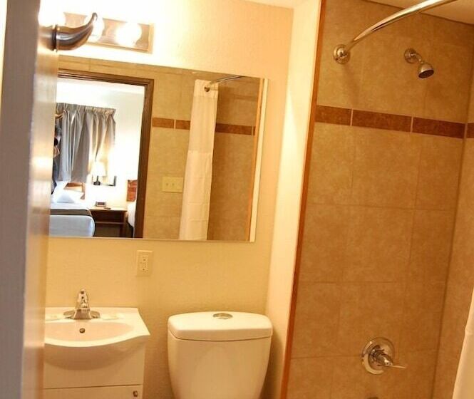 Alpine Lodge & Resort Burkesville