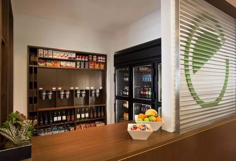 Element Omaha Midtown Crossing