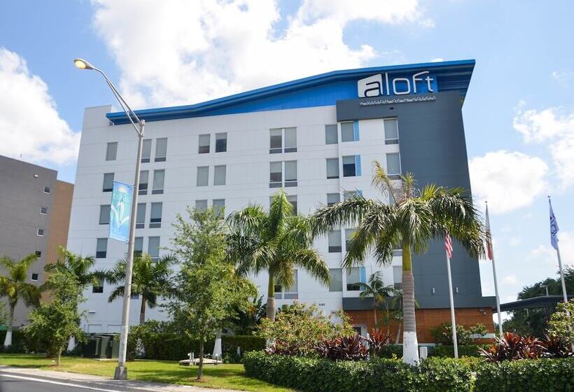 Отель Aloft Miami Doral