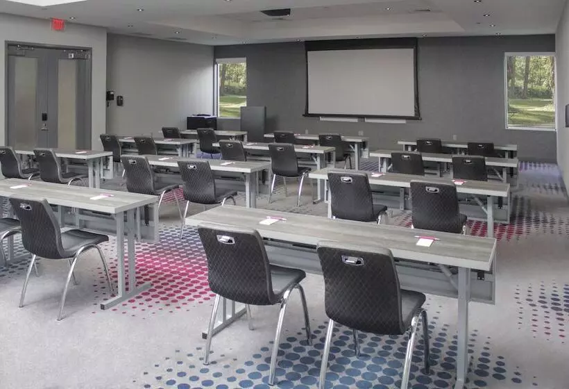 בית מלון כפרי Aloft Miami Doral