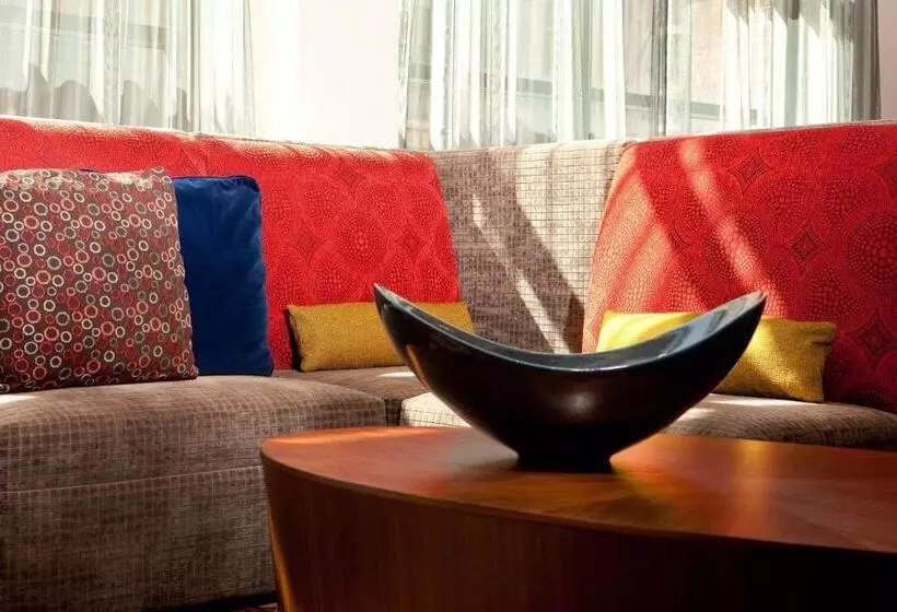 فندق Courtyard By Marriott Syracuse Downtown At Armory Square