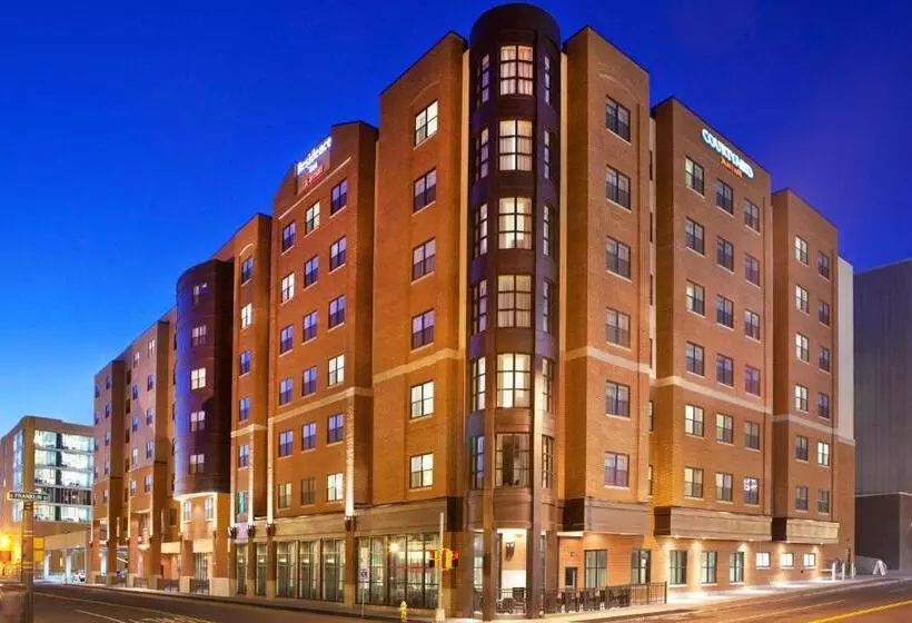 فندق Courtyard By Marriott Syracuse Downtown At Armory Square