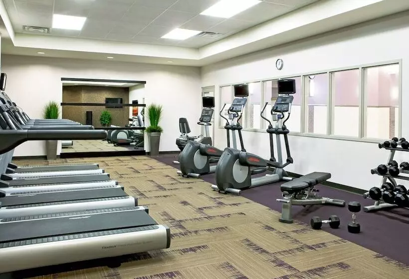 فندق Courtyard By Marriott Syracuse Downtown At Armory Square