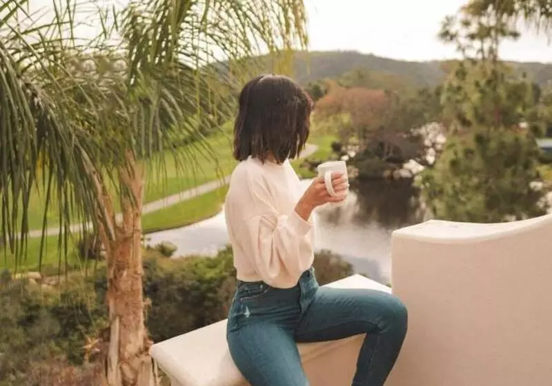 Отель Four Seasons Residence Club Aviara