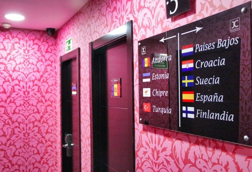 هتل Jc Rooms Santo Domingo