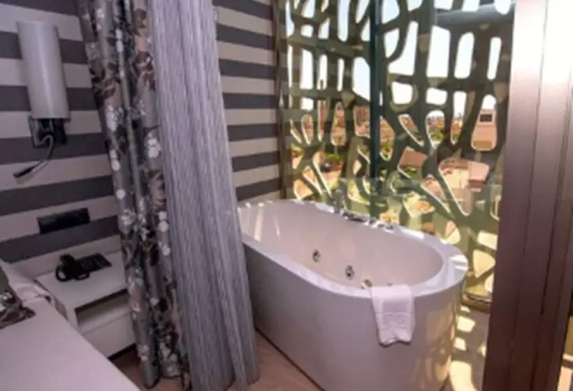 Отель Rh Vinaros Aura