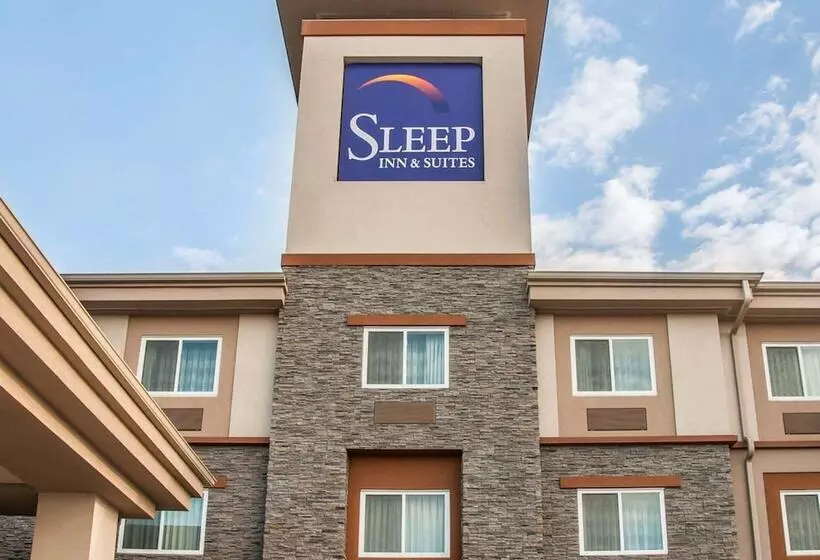 ホテル Sleep Inn & Suites Bismarck I94