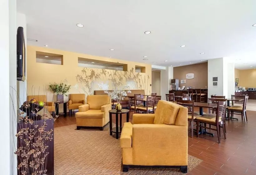 ホテル Sleep Inn & Suites Bismarck I94