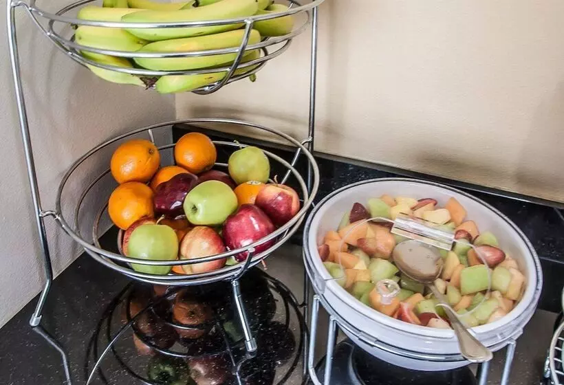 ホテル Sleep Inn & Suites Bismarck I94