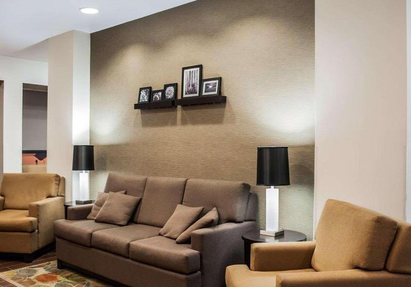 فندق Sleep Inn & Suites Fort Campbell