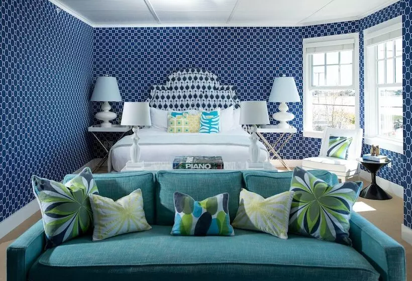 Otel The Tides Beach Club