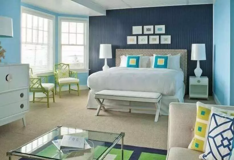 Otel The Tides Beach Club