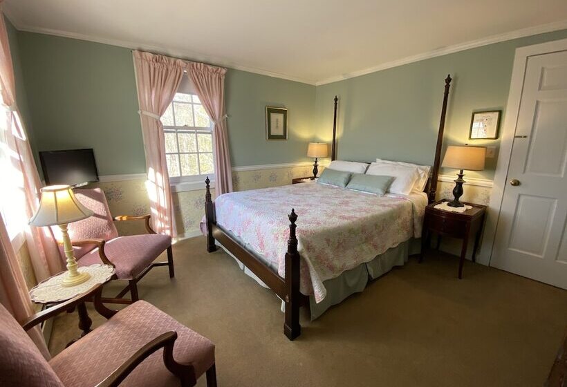 فندق Thornewood Inn