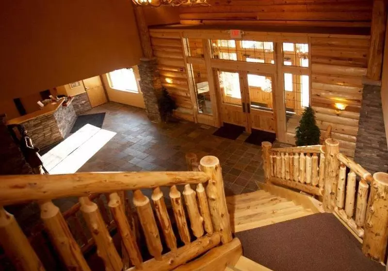 Отель Whitefish Lodge And Suites