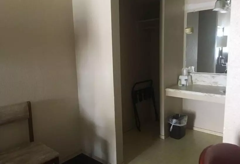 مُتل Caravan Inn