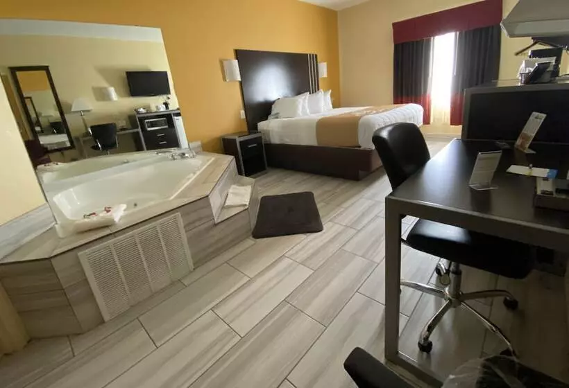 Motel Days Inn & Suites By Wyndham Augusta Near Fort Eisenhower