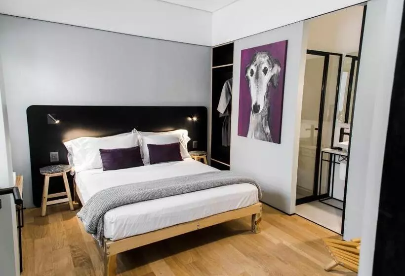 Stayinn Barefoot Condesa   Hostel