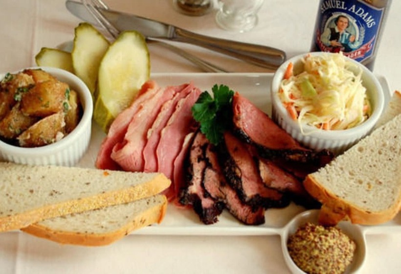 فندق Gateways Inn & Restaurant