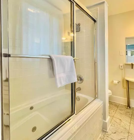 Hotel Gateways Inn & Restaurant