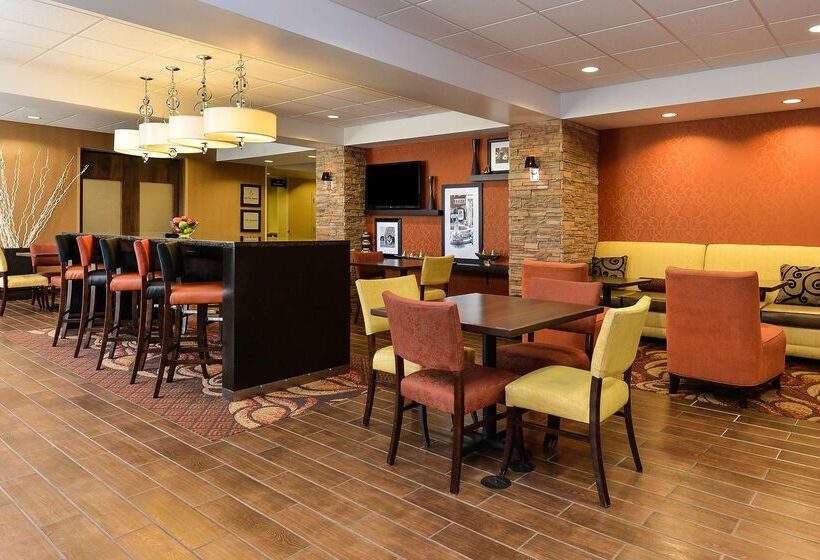 酒店 Hampton Inn Clinton, Ia