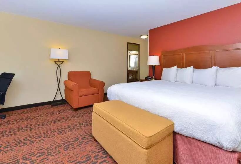 ホテル Hampton Inn Clinton, Ia