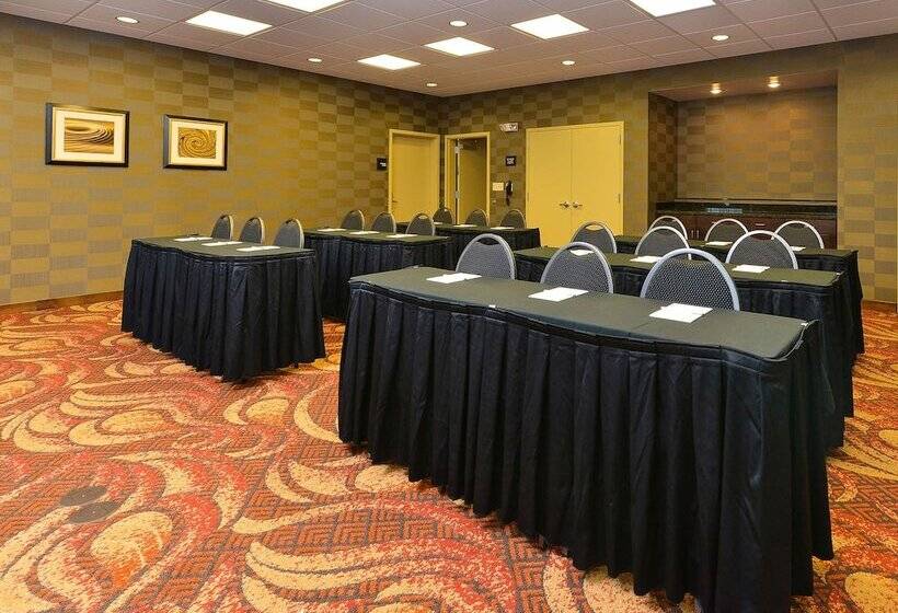 酒店 Hampton Inn Clinton, Ia