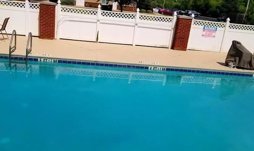 ホテル Home Inn & Suites