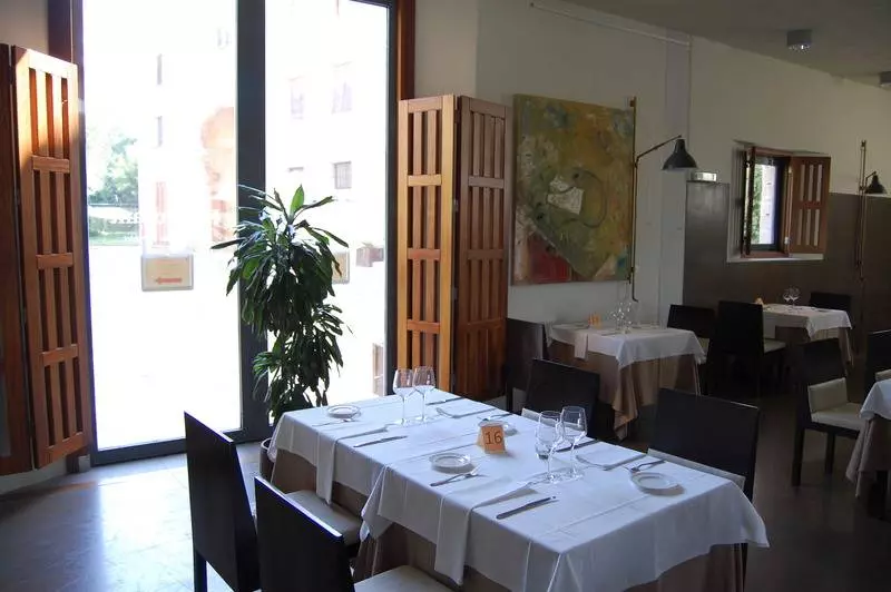 فندق Hostatgeria De Poblet