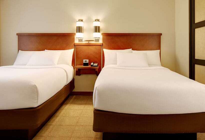 Отель Hyatt Place Riverside Downtown