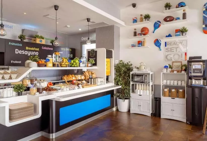 Hotel Ibis Budget Madrid Vallecas