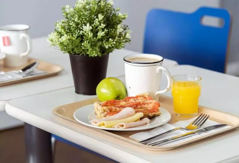 Hotel Ibis Budget Madrid Vallecas