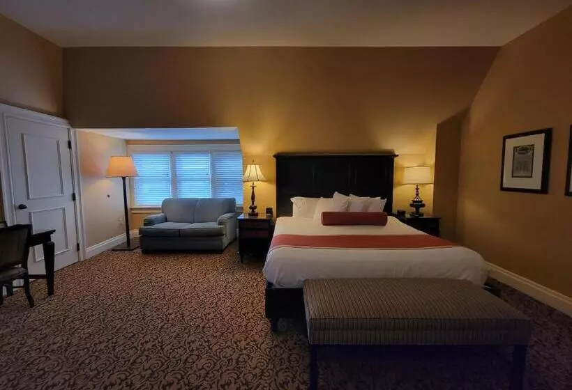 Отель Mansions On Fifth