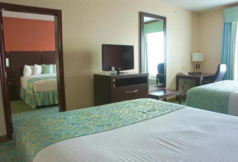 فندق Ramada By Wyndham South Waco