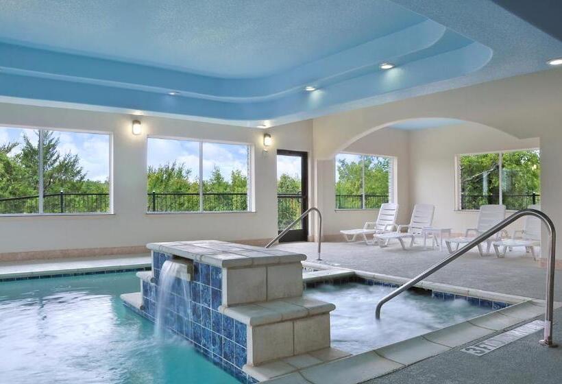 Hotel Ramada By Wyndham South Waco