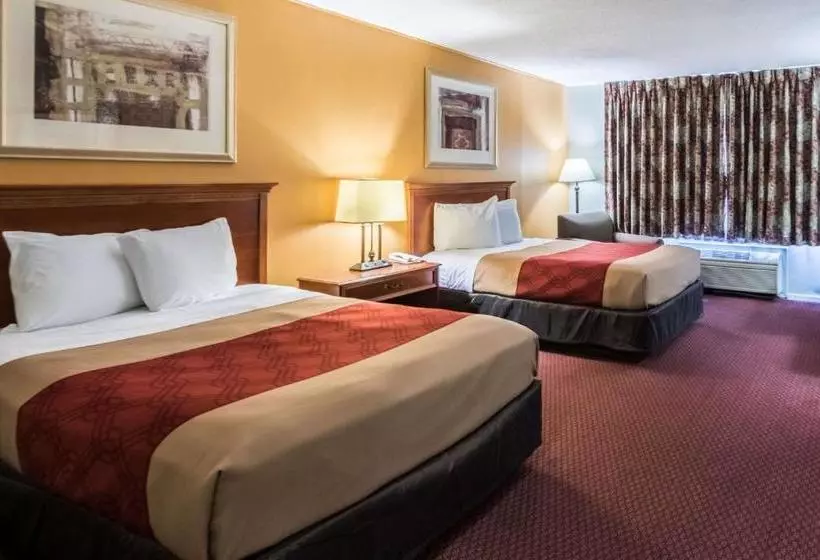 ホテル Red Carpet Inn