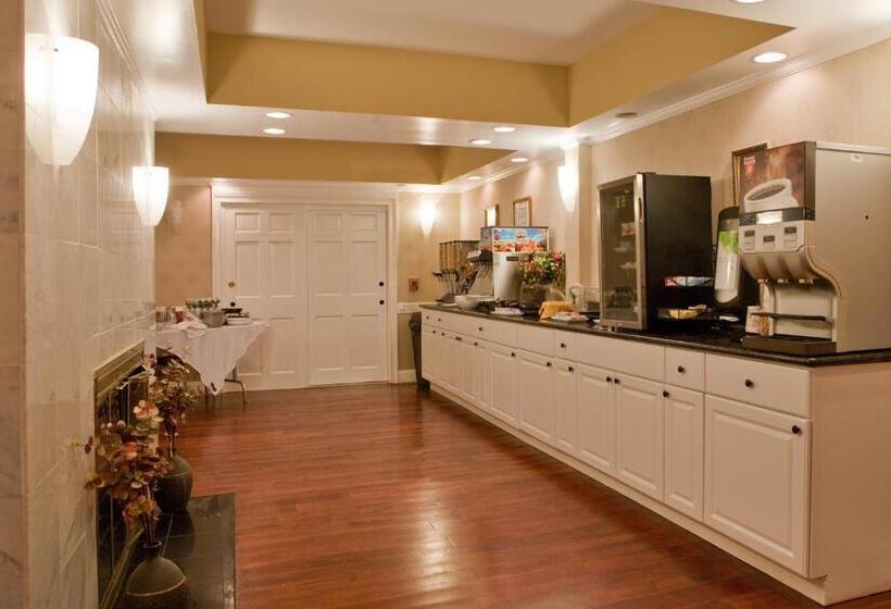 فندق The Litchfield Inn