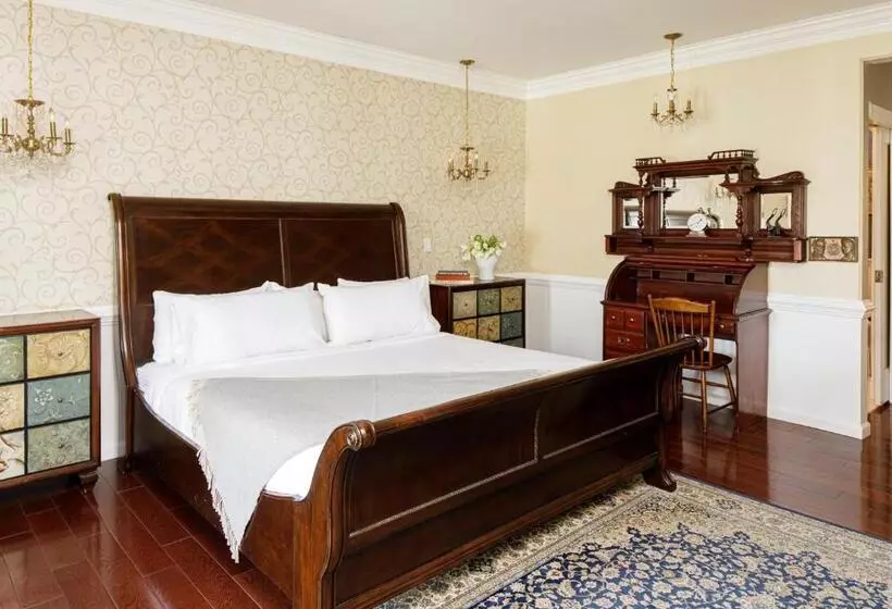 ホテル The Litchfield Inn