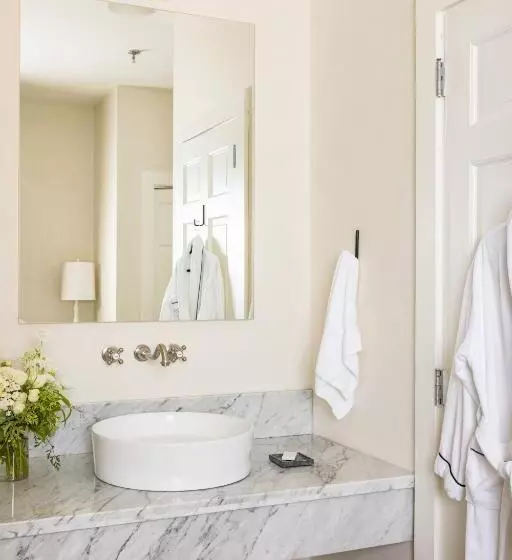 ホテル The Litchfield Inn