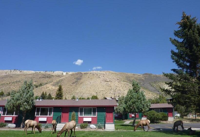 בית מלון כפרי Yellowstone Gateway Inn
