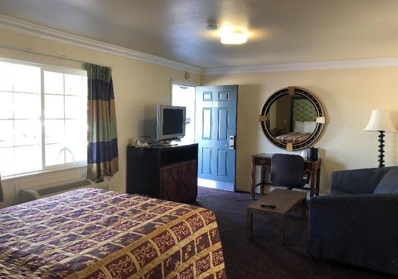 Lamplighter Motel Clearlake