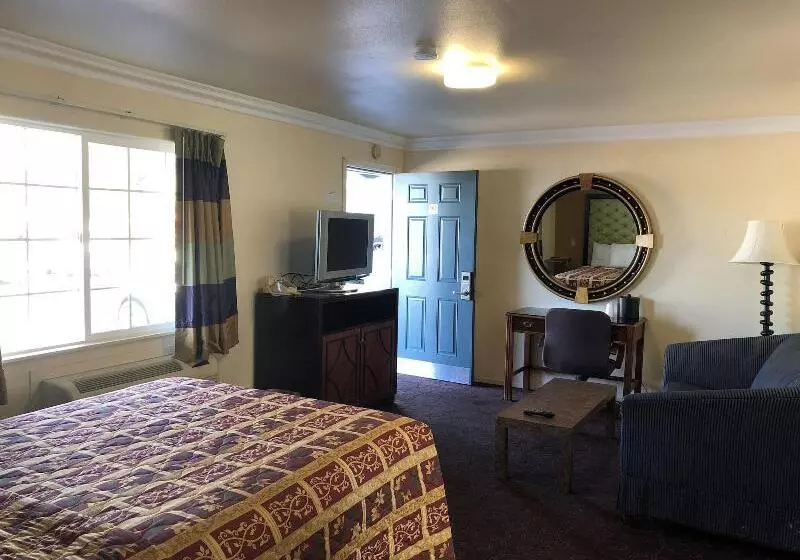 Lamplighter Motel Clearlake