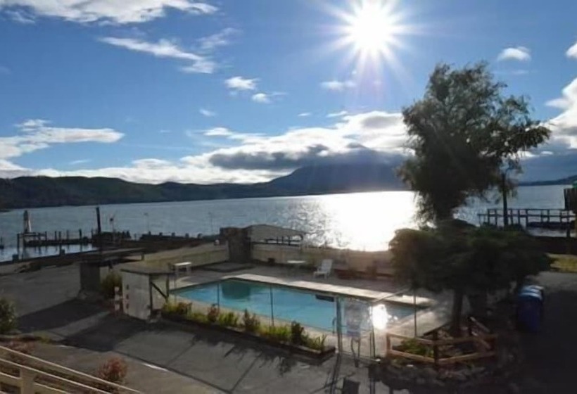 Lamplighter Motel Clearlake