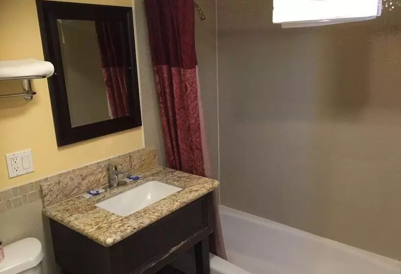 مُتل Bayshore Inn Ventura