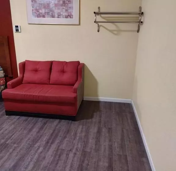 מוטל Economy Inn Richmond