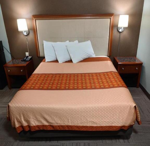 מוטל Economy Inn Richmond