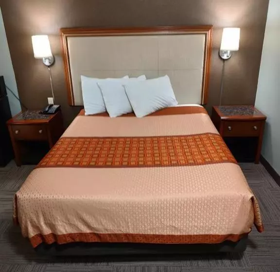 מוטל Economy Inn Richmond