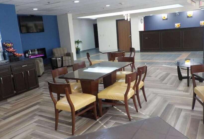 فندق على الطريق Budget Inn Express