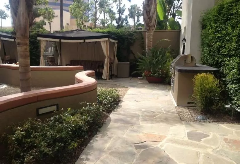 Oakwood At Camden Main & Jamboree