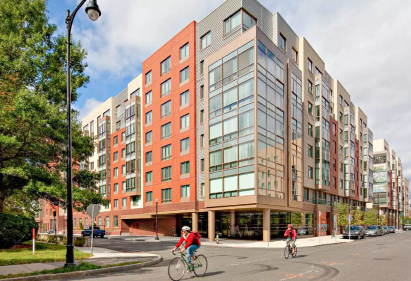 Oakwood At Third Square